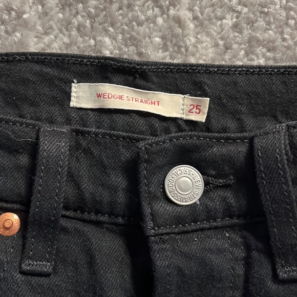 Levi’s Wedgie Straight - Black - Picture 2 of 4
